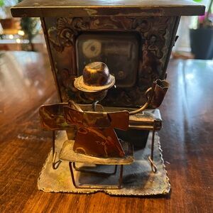 Big Arnart copper metal art player piano man